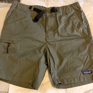 Patagonia Men's Khaki Cargo Shorts